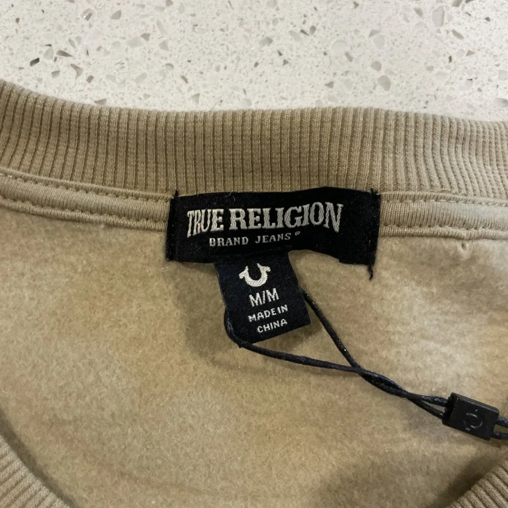 True Religion Embossed Arch Crew Neck Sweatshirt Mens Medium NWT